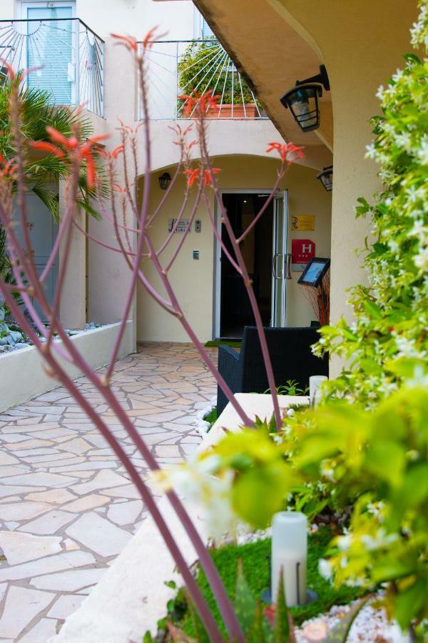 Hotel La Bastide Gourmande La Colle-sur-Loup Exterior foto